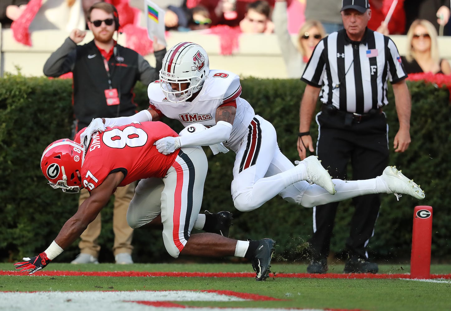 Photos: Bulldogs play Massachusetts in Athens