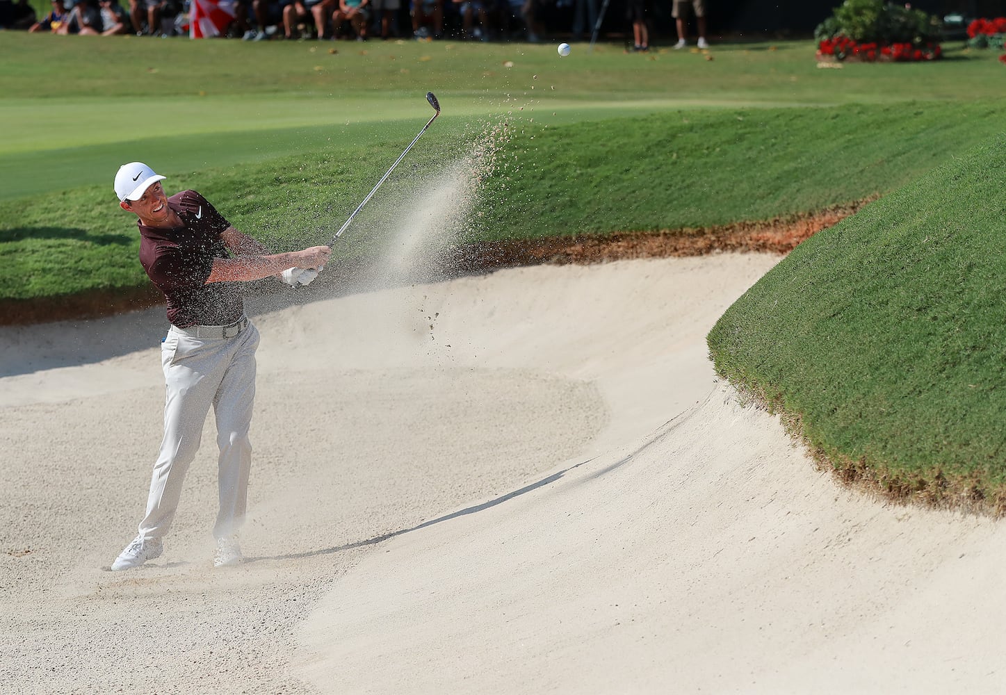 Photos: First round of Tour Championship