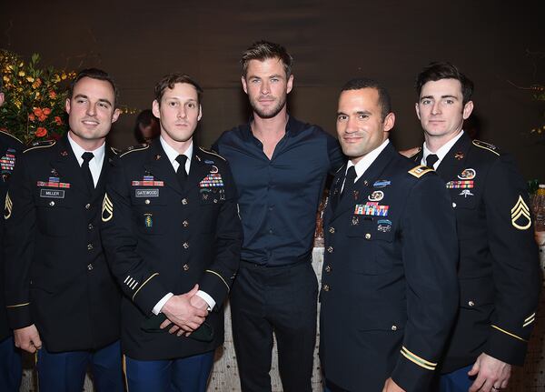  Chris Hemsworth and members of U.S Special Forces attend the "12 Strong" after-party on January 16, 2018 in New York City. Photo by Dimitrios Kambouris/Getty Images