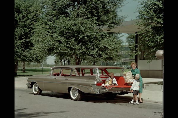 A 1959 Pontiac Bonneville Safari. (Courtesy of General Motors)