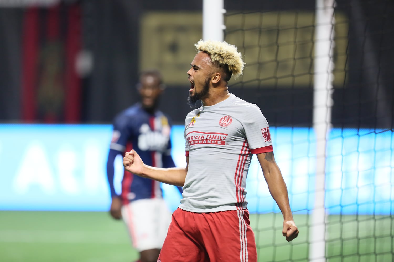 Photos: Atlanta United crushes New England