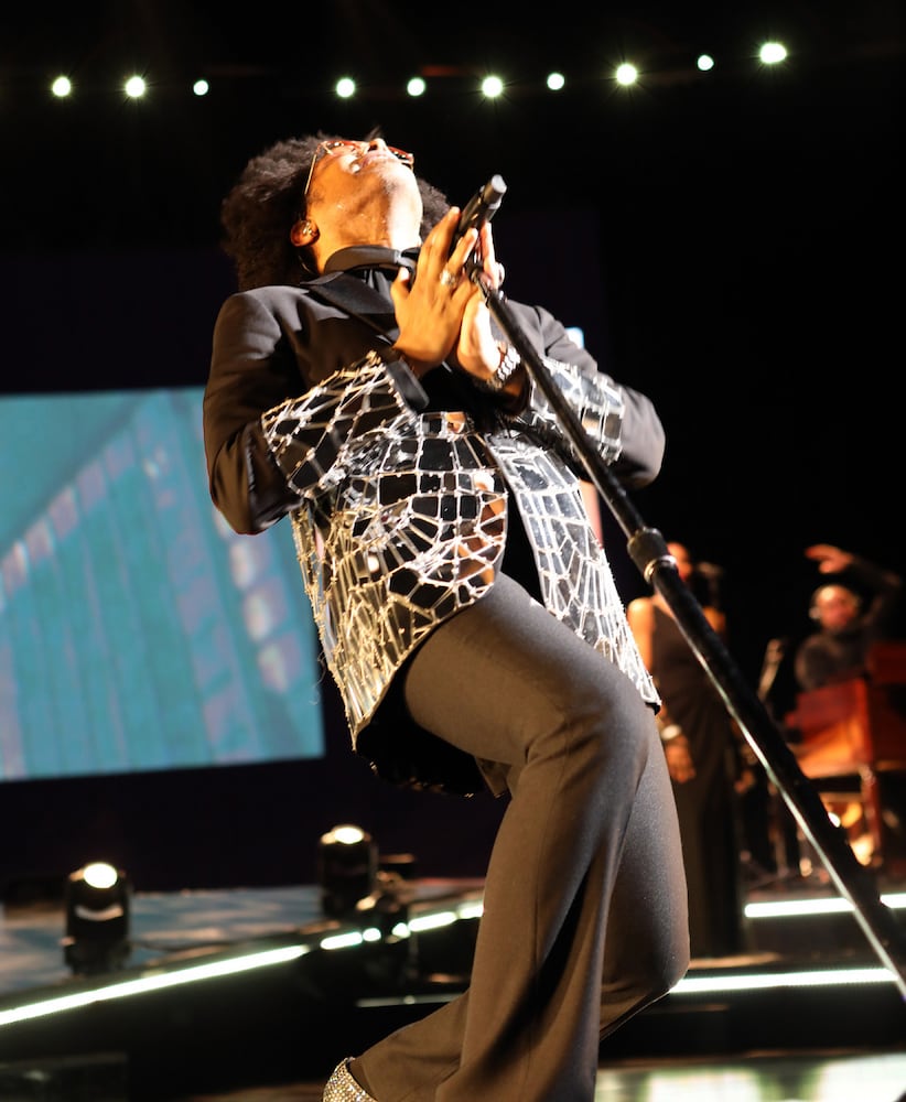 Maxwell brought his "The Night Tour," featuring Joe and Anthony Hamilton to sold-out State Farm Arena on Saturday, March 19, 2022. 