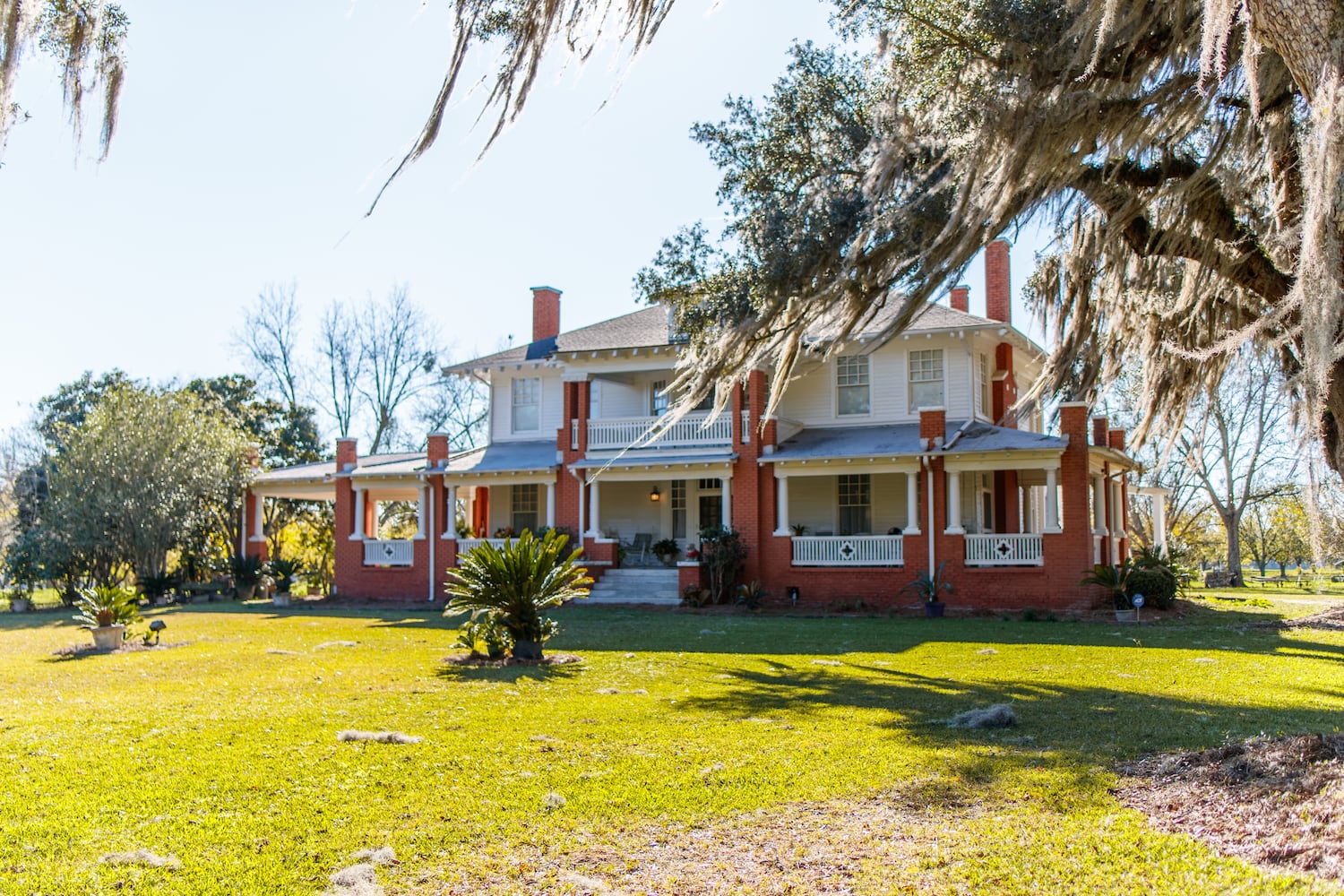 Grow bananas, pecans and more on your own personal Georgia estate for $2 million