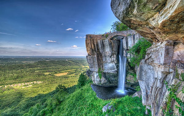 The world-famous Lover's Leap in Rock City, Georgia.