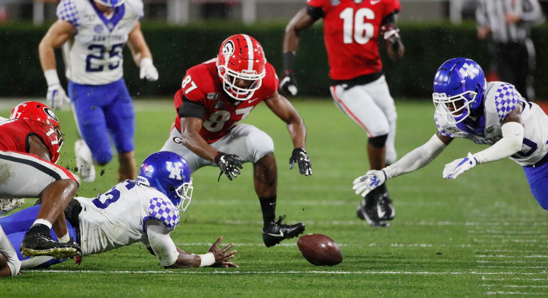 Photos: Bulldogs grind out a win over Kentucky