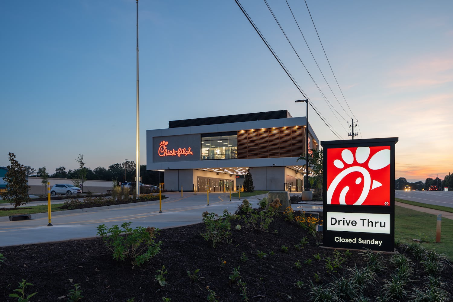 Chick-fil-A opens first-ever elevated drive-thru restaurant near Atlanta