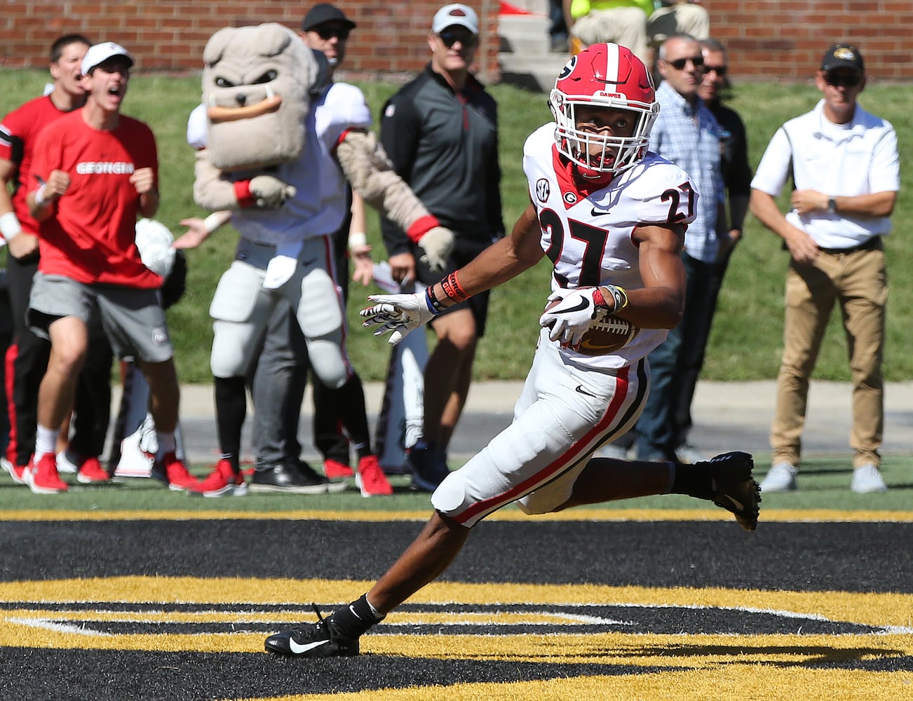 Photos: Bulldogs tested by Missouri