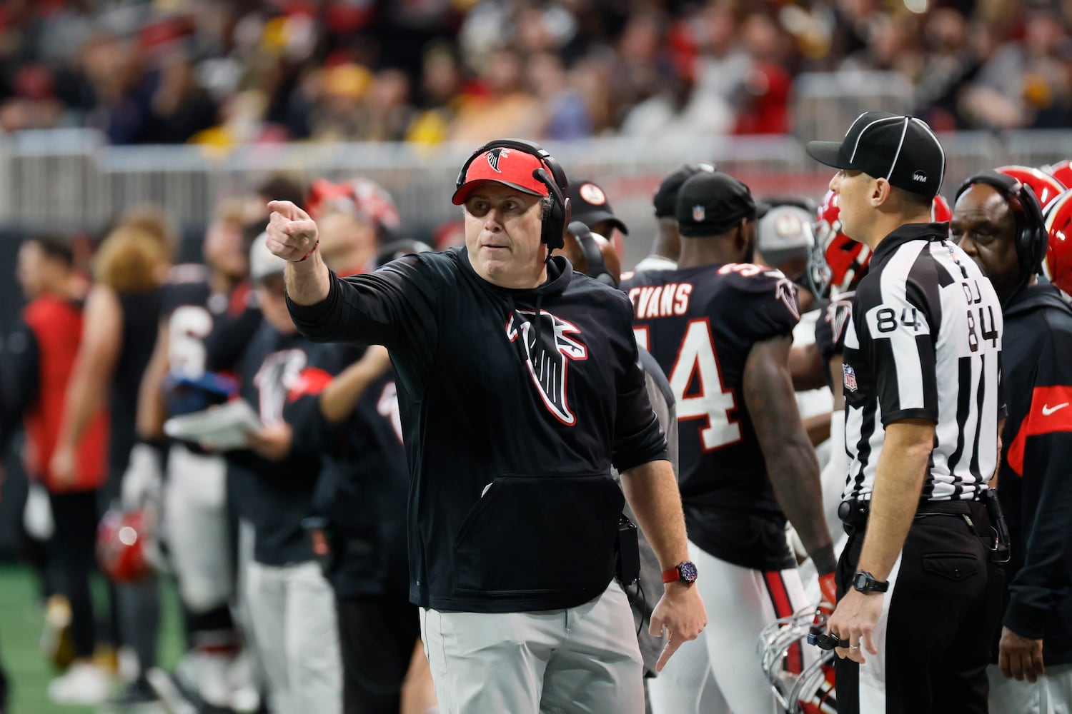 Falcons coach Arthur Smith reacts to a call during the fourth quarter Sunday at Mercedes-Benz Stadium. (Miguel Martinez / miguel.martinezjimenez@ajc.com)
