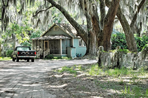 A home in Hog Hammock on Sapelo Island. (Courtesy of Brian Brown/Vanishing Georgia)