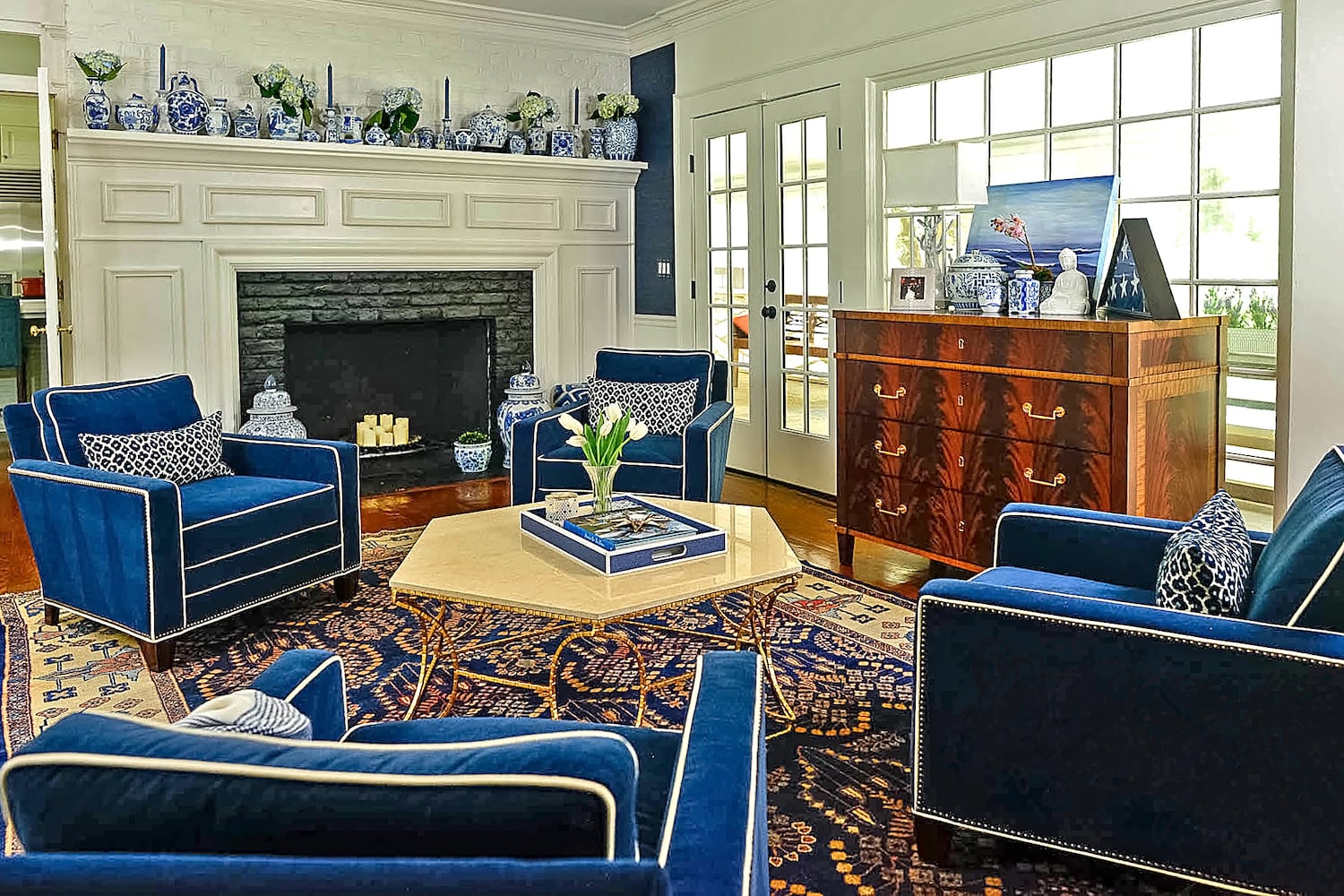 Photos: North Atlanta home’s  glamorous decor inspired by Hollywood’s ‘golden age’