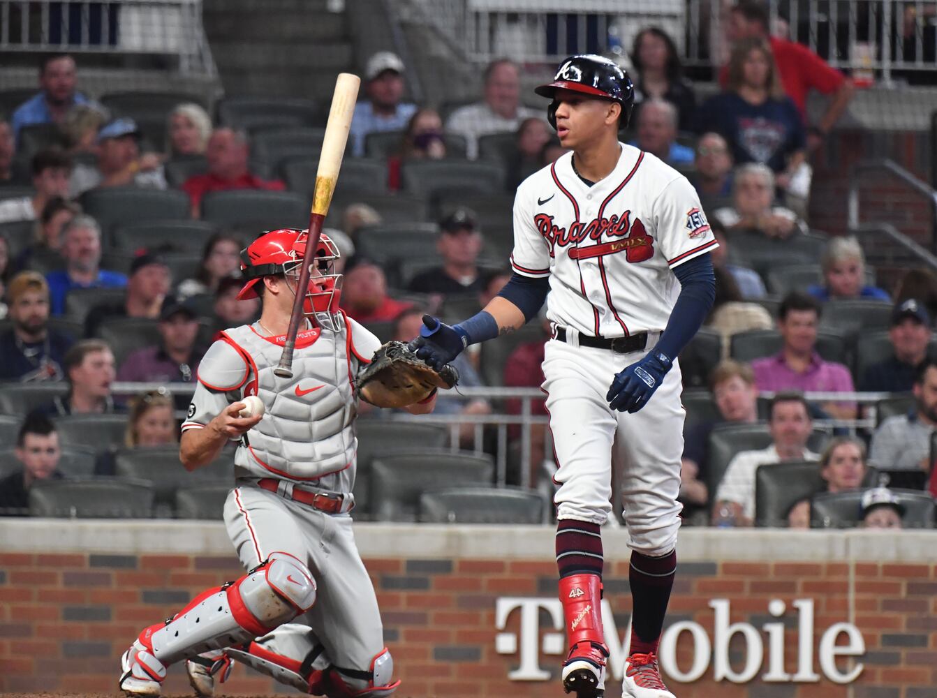 Braves-Phillies photo