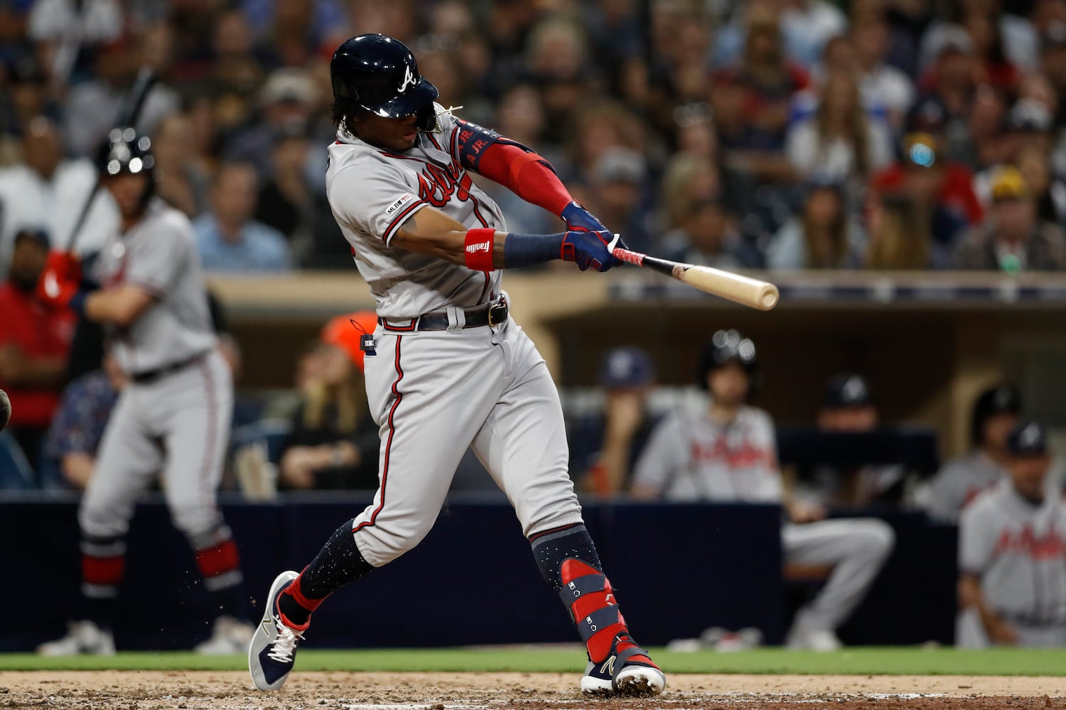 Photos: Braves outlast Padres in 10 innings