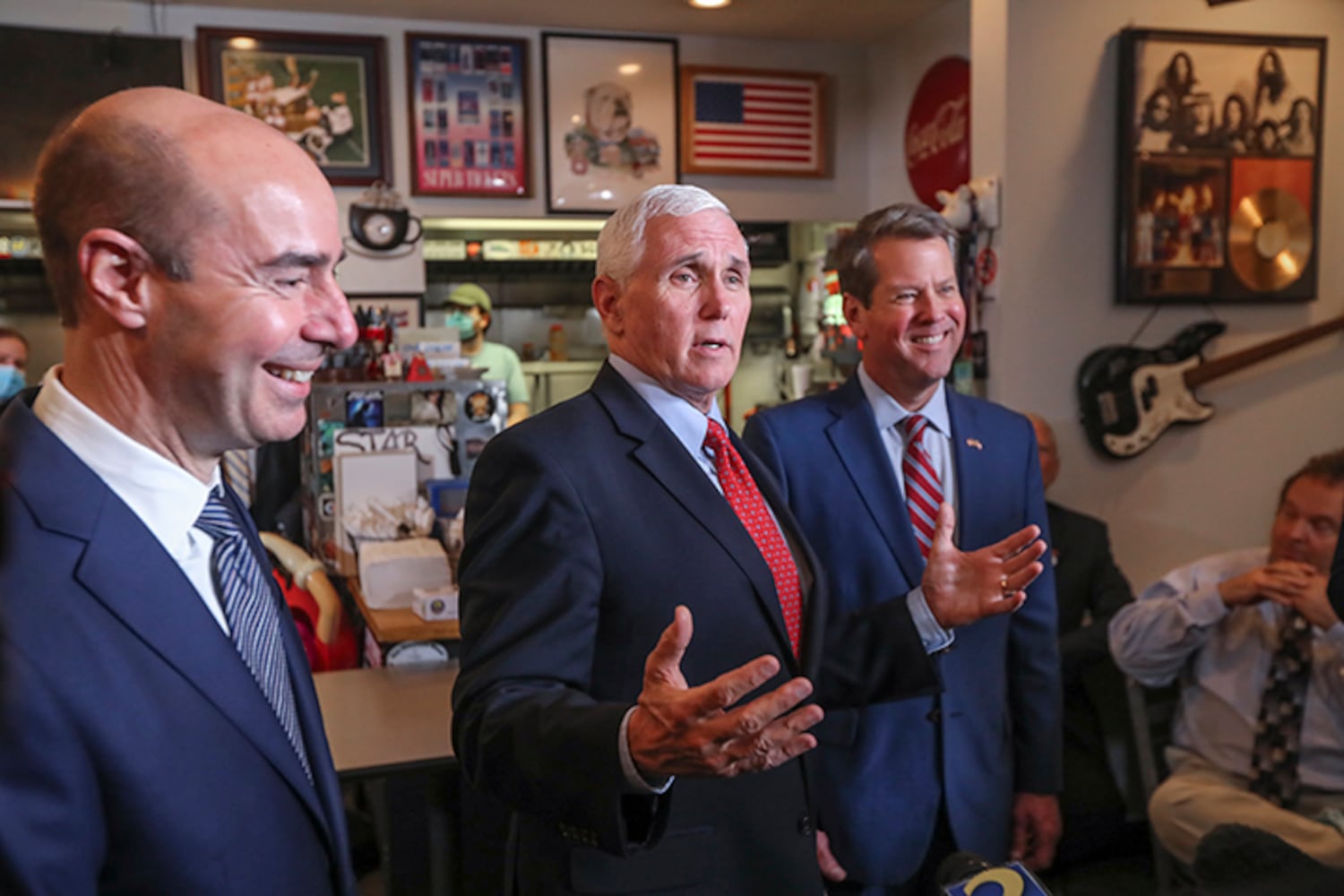 PHOTOS: Pence visits Georgia, praises state’s pandemic response