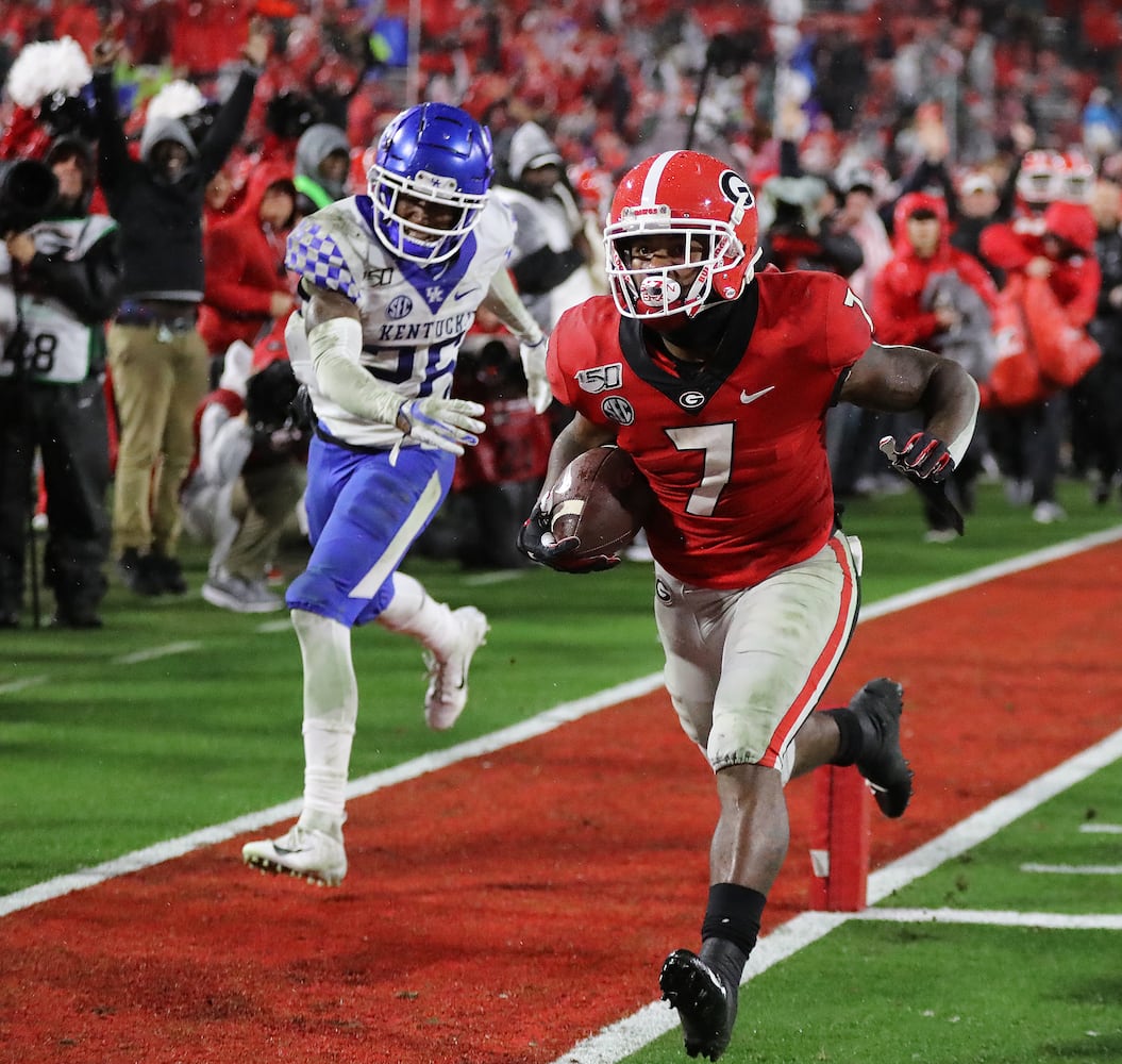 Photos: Bulldogs grind out a win over Kentucky