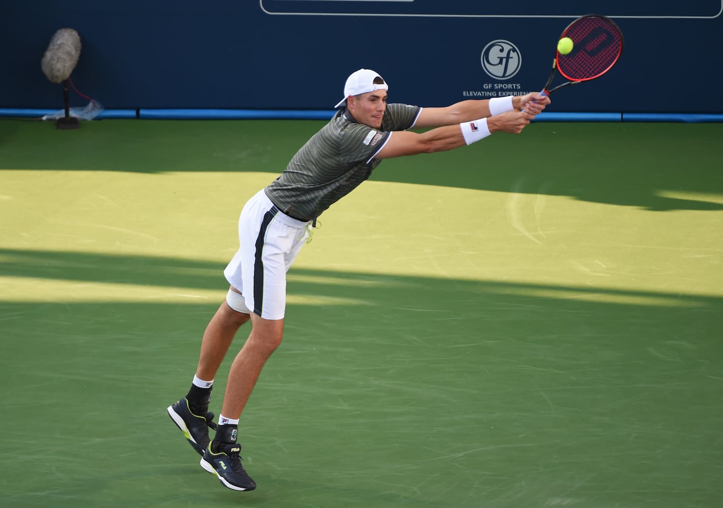 Photos: Former Bulldog John Isner competes in Atlanta Open