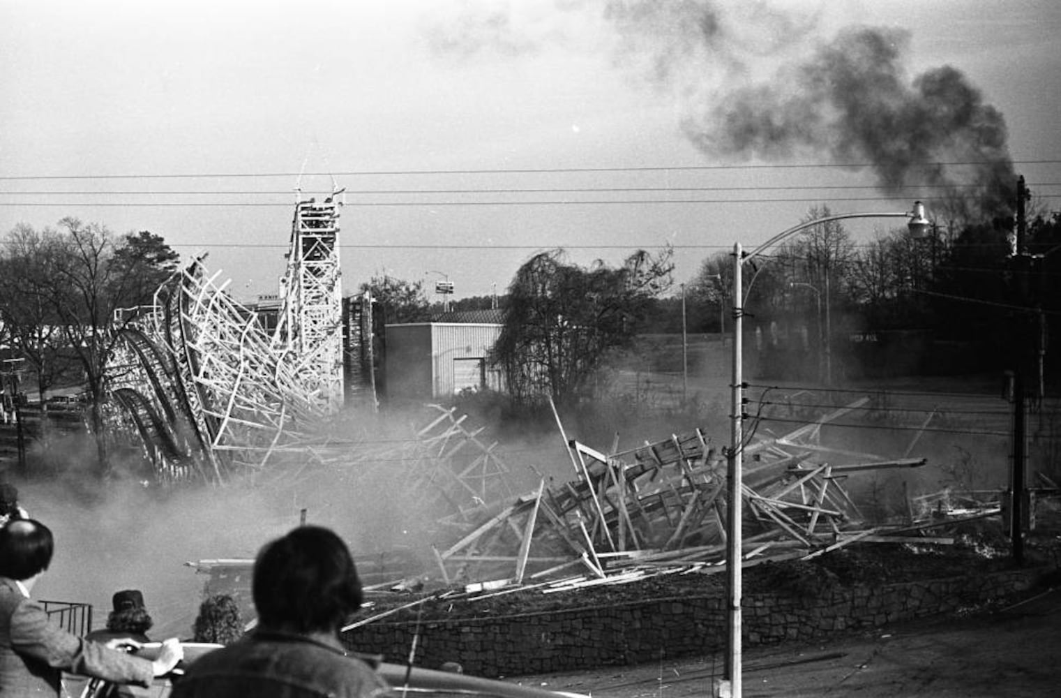 Go, Greyhound. According to “The History of Lakewood,” it was designed by John A. Miller and in operation from 1915 to 1974 and partially rebuilt in 1956. It had been sitting idled for a few years before being used for the movie explosion scene. Atlanta Journal-Constitution Photographic Archive. Photo: Jerome McClendon