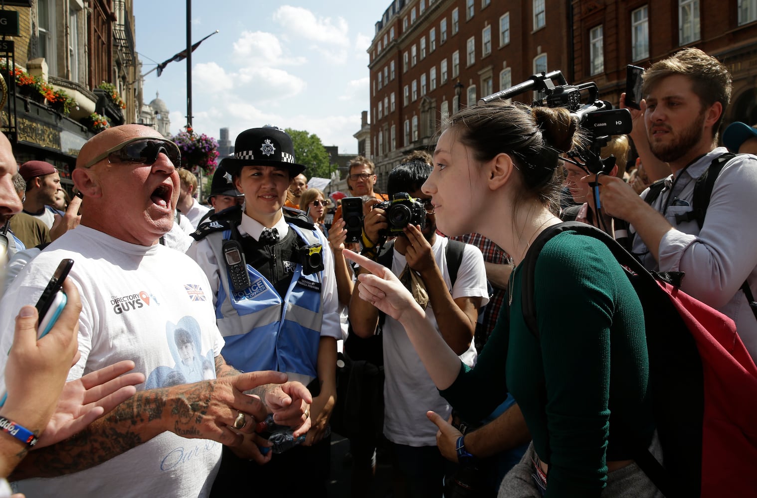 Photos: Protesters greet Trump during UK visit