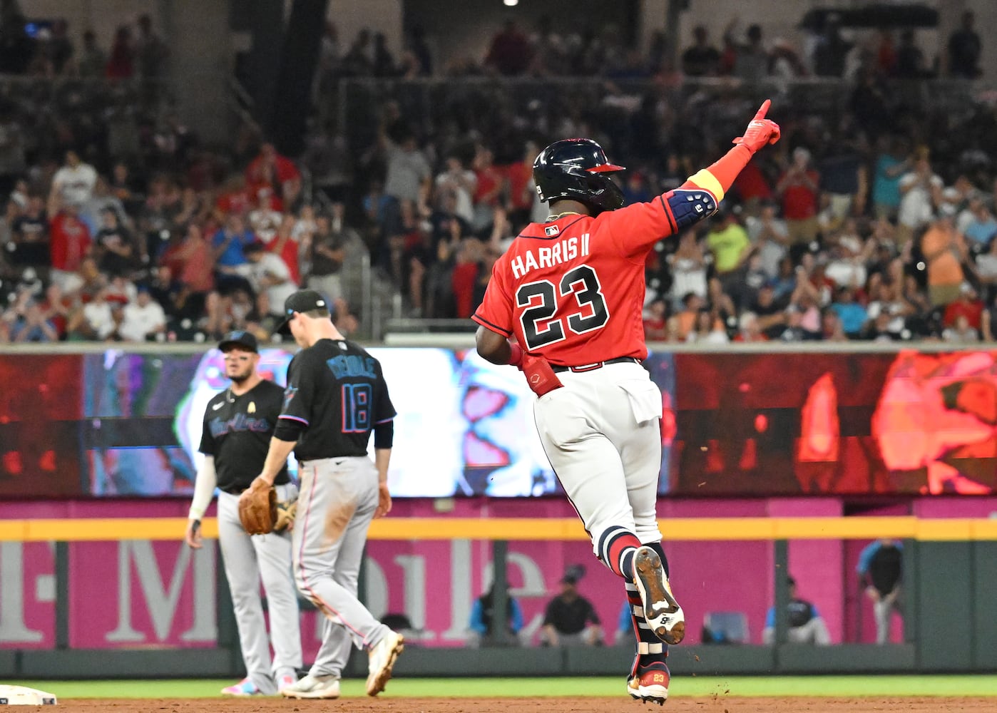 Braves-Marlins Friday