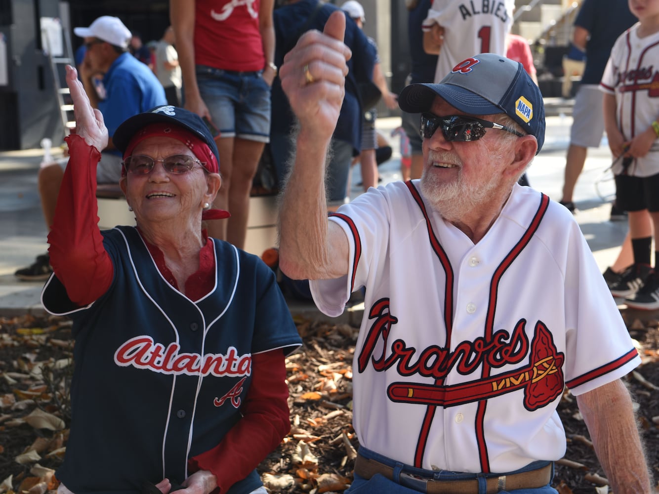 Photos: The scene at SunTrust Park as Braves begin playoff run