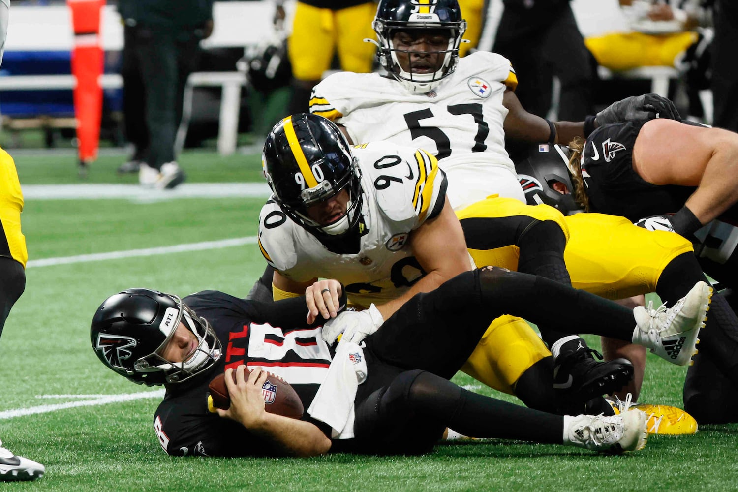 Atlanta Falcons vs Pittsburgh Steelers