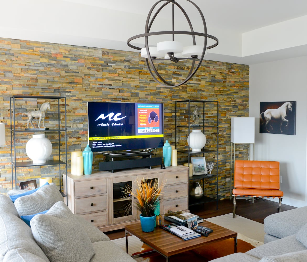 Transitional design creates warmth in Buckhead high-rise condo