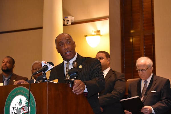 Stockbridge Mayor Anthony Ford address constituents Thursday in announcement of a lawsuit the city has filed over Eagle’s Landing cityhood. 