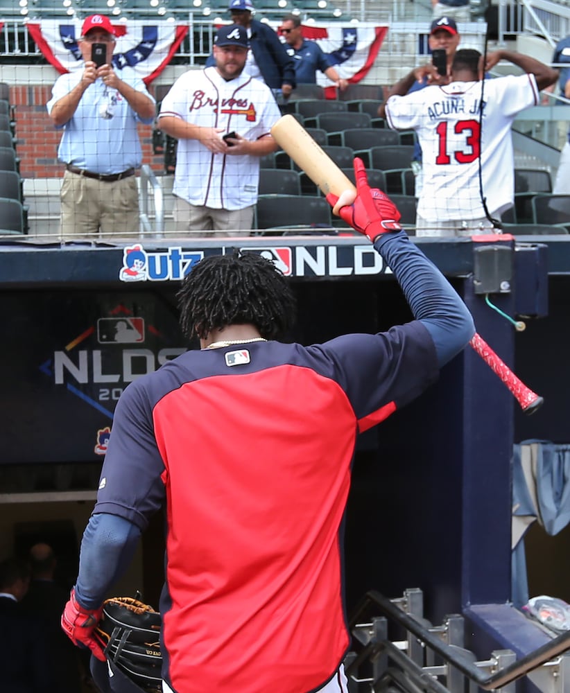 Photos: The scene at the Braves-Cardinals game