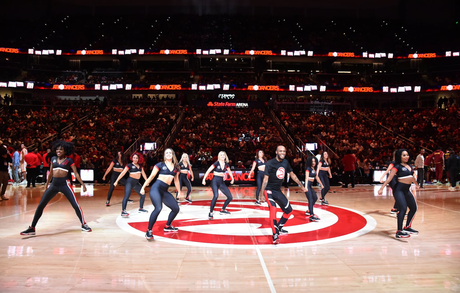 Hawks-Cleveland Cavaliers photo