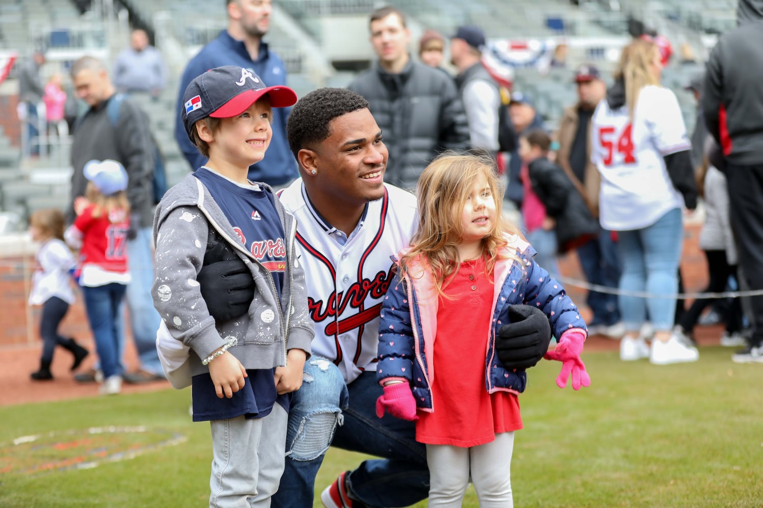 Photos: Braves greet their fans at Chop Fest