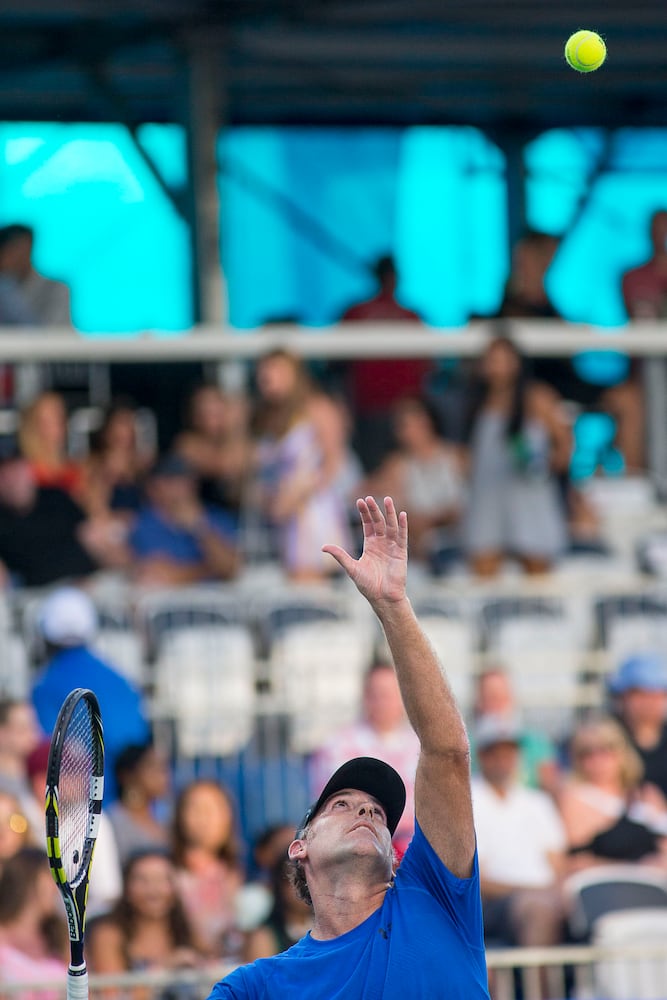 Photos: Ginepri, Roddick meet in BB&T Atlanta Open exhibition