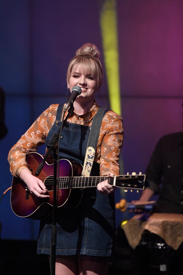 Maddie Poppe performs during the production of "Live with Kelly and Ryan" in New York on Wednesday, October 17, 2018. Photo: David M. Russell/Disney/ABC Home Entertainment and TV Distribution ©2018 Disney ABC. All Rights Reserved.