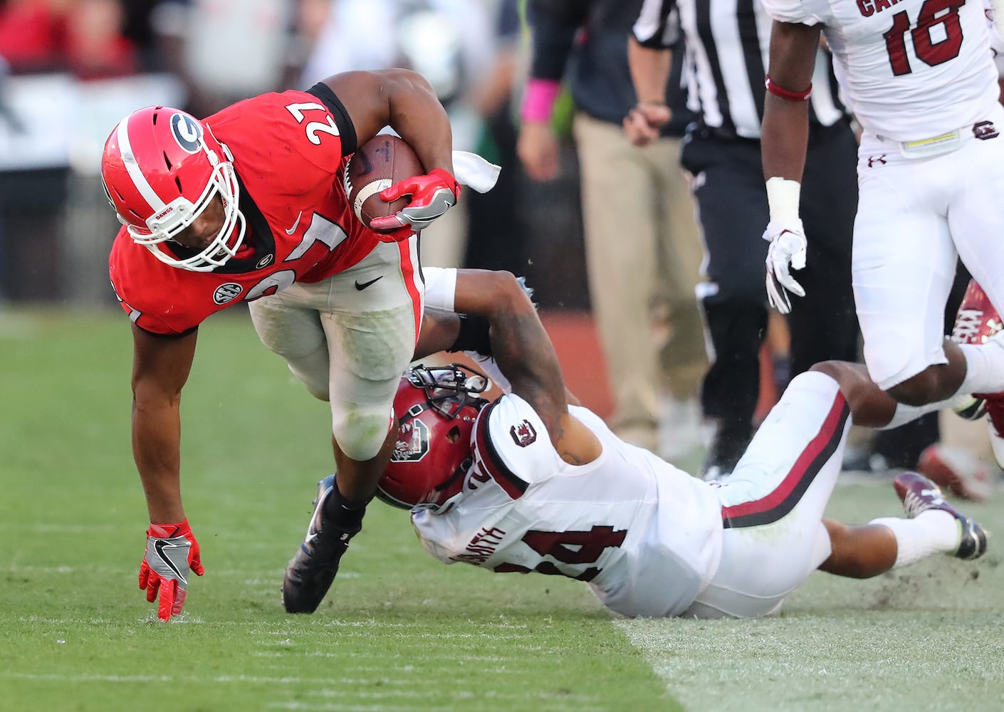 Photos: Bulldogs outlast South Carolina, improve to 9-0