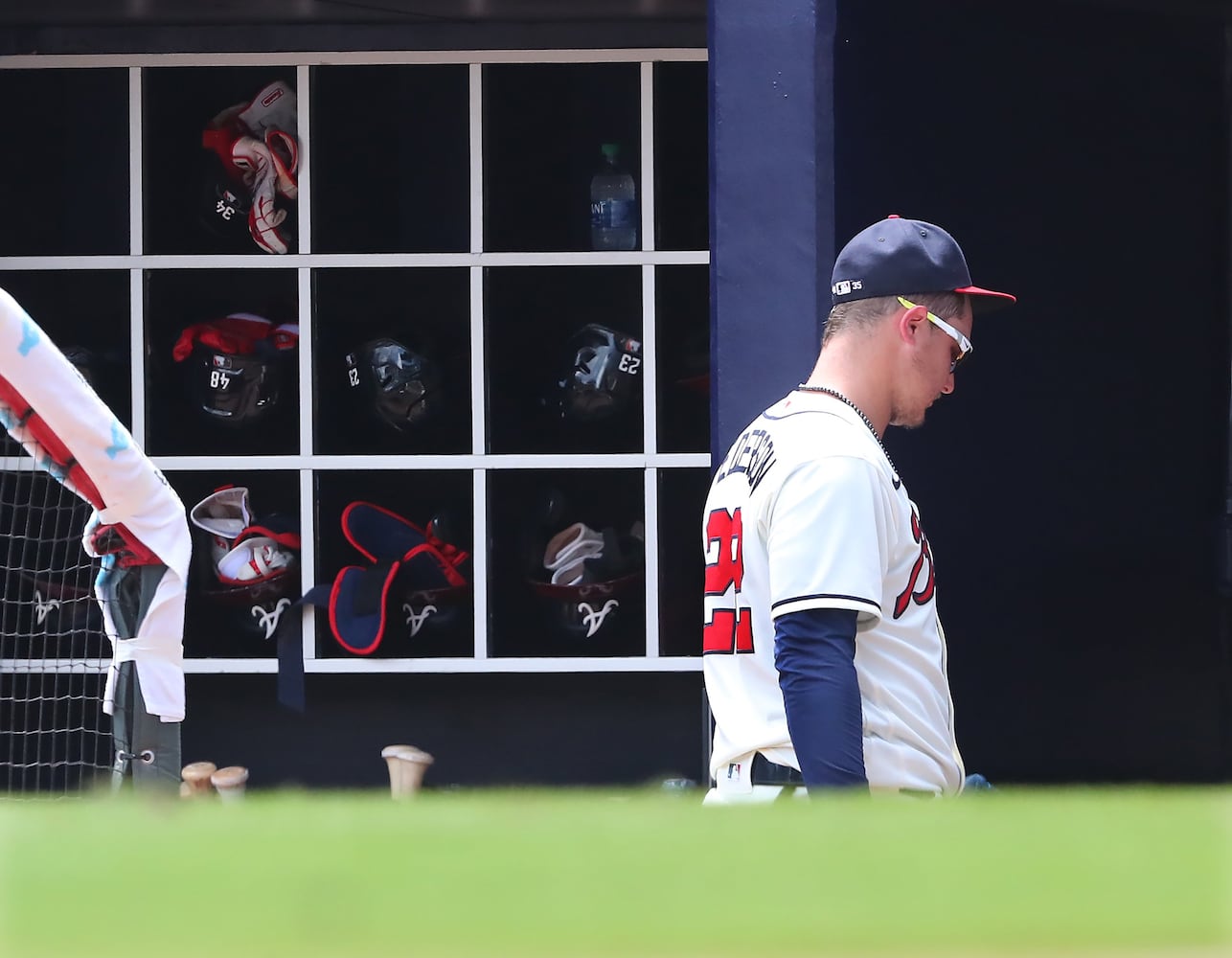 BRAVES PHOTO