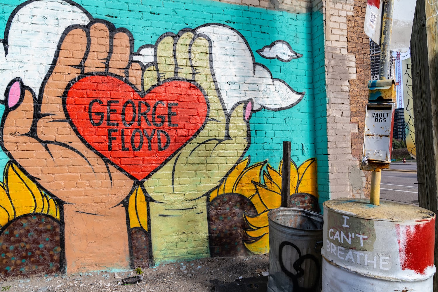 A mural to George Floyd in Minneapolis on Tuesday, April 20, 2021, where Derek Chauvin, a former Minneapolis police officer is on trial for the killing of Floyd, a Black man, while in police custody last year. (Aaron Nesheim/The New York Times)