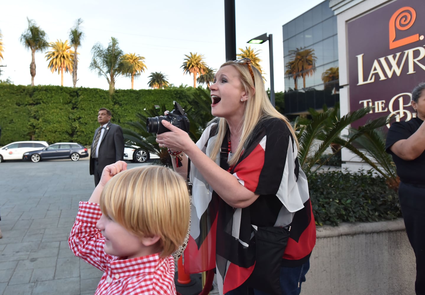 Photos: The scene at the Rose Bowl as Georgia, Oklahoma game nears