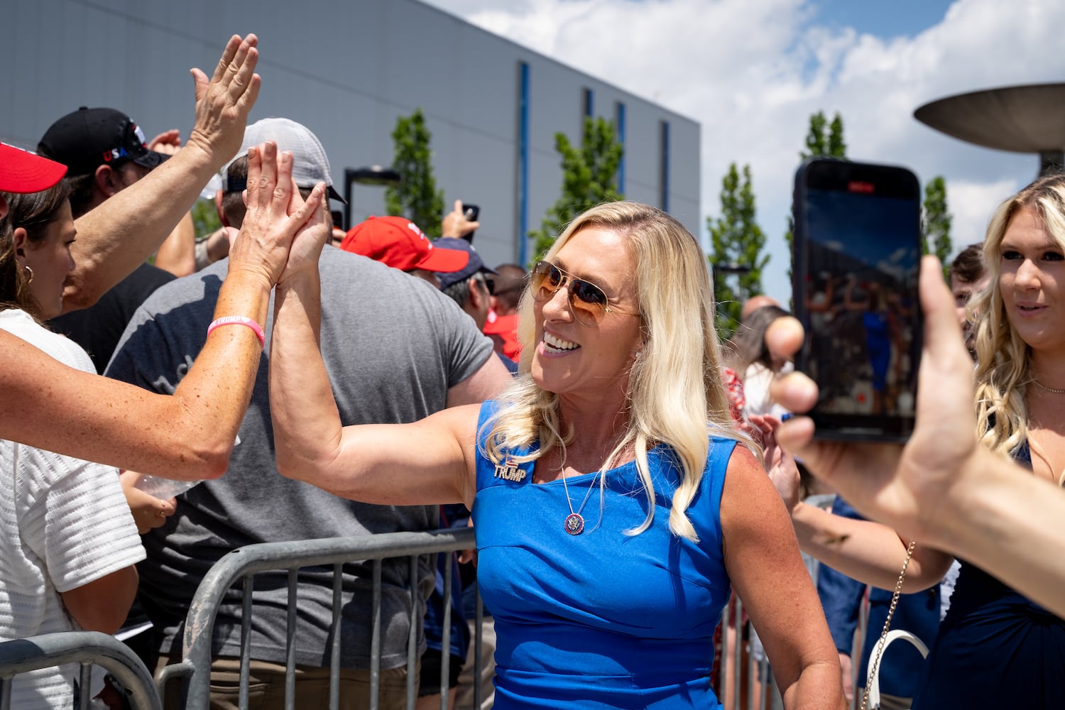 Thousands gather for former President Trumps rally in Atlanta, Georgia 