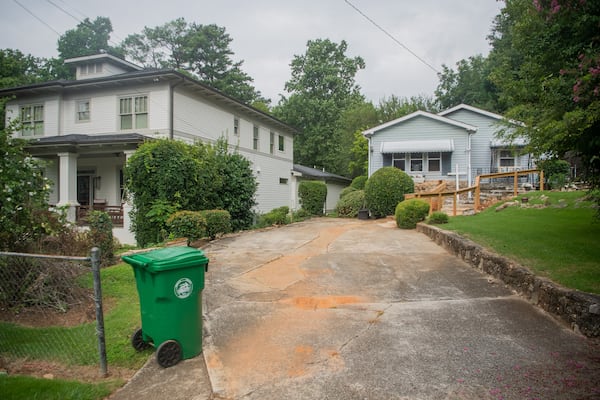 1113 Antioch Dr NE building next to a two-story-building neighber in Atlanta on Sunday, July 28, 2024.  (Ziyu Julian Zhu / AJC)