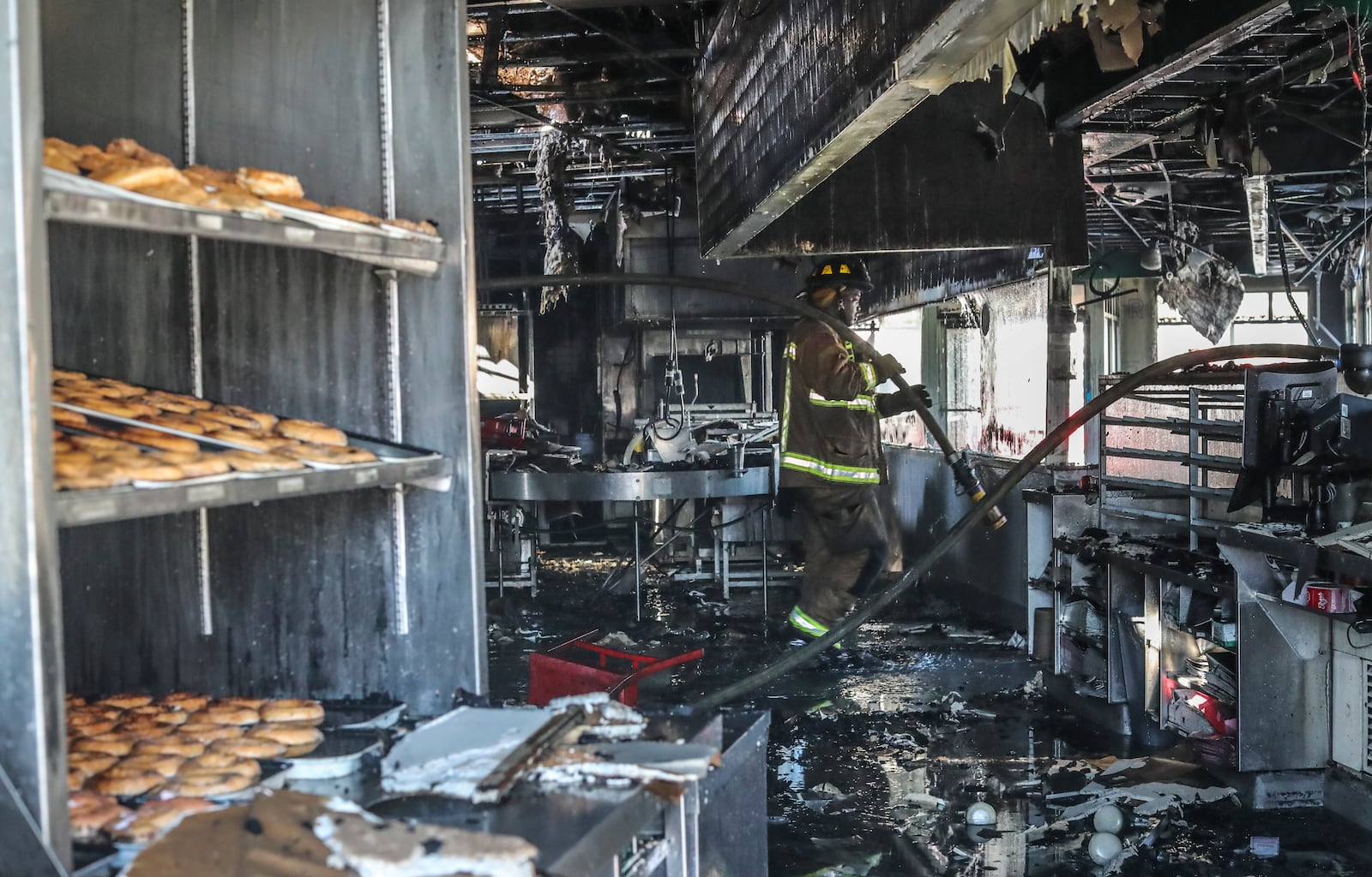 A fast-moving fire broke out about 1 a.m. at the landmark Krispy Kreme on Ponce de Leon Avenue.