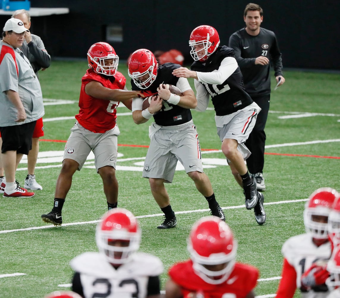 Photos: The scene as Georgia, Alabama prepare for national championship game