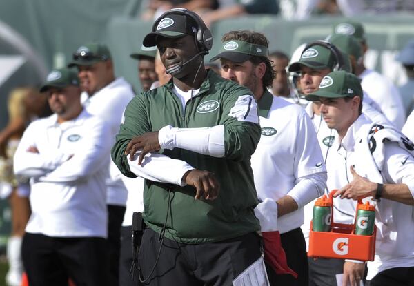  New York Jets head coach Todd Bowles reacts after a Jets' turnover during the fourth quarter of an NFL football game against the Philadelphia Eagles, Sunday, Sept. 27, 2015, in East Rutherford, N.J. (AP Photo/Bill Kostroun)