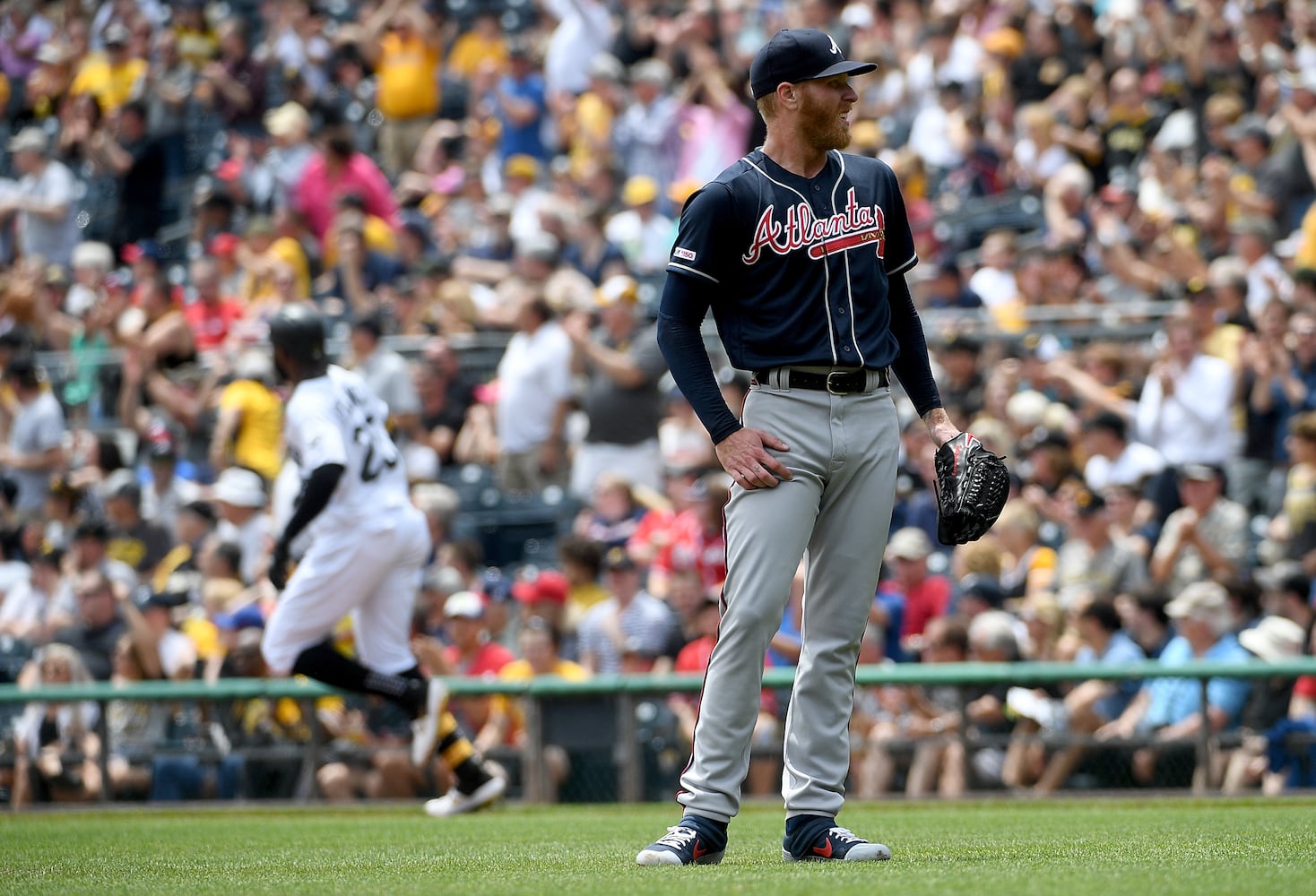 Photos: Braves, Pirates meet in series finale