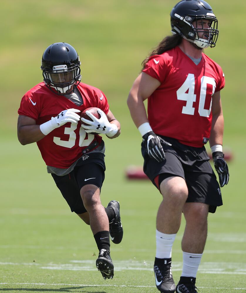 Photos: Falcons get a look at rookies at mini-camp