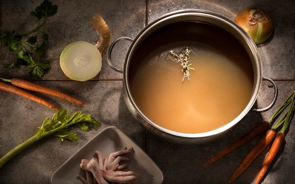 Chicken stock. (Ricardo DeAratanha/Los Angeles Times/TNS)