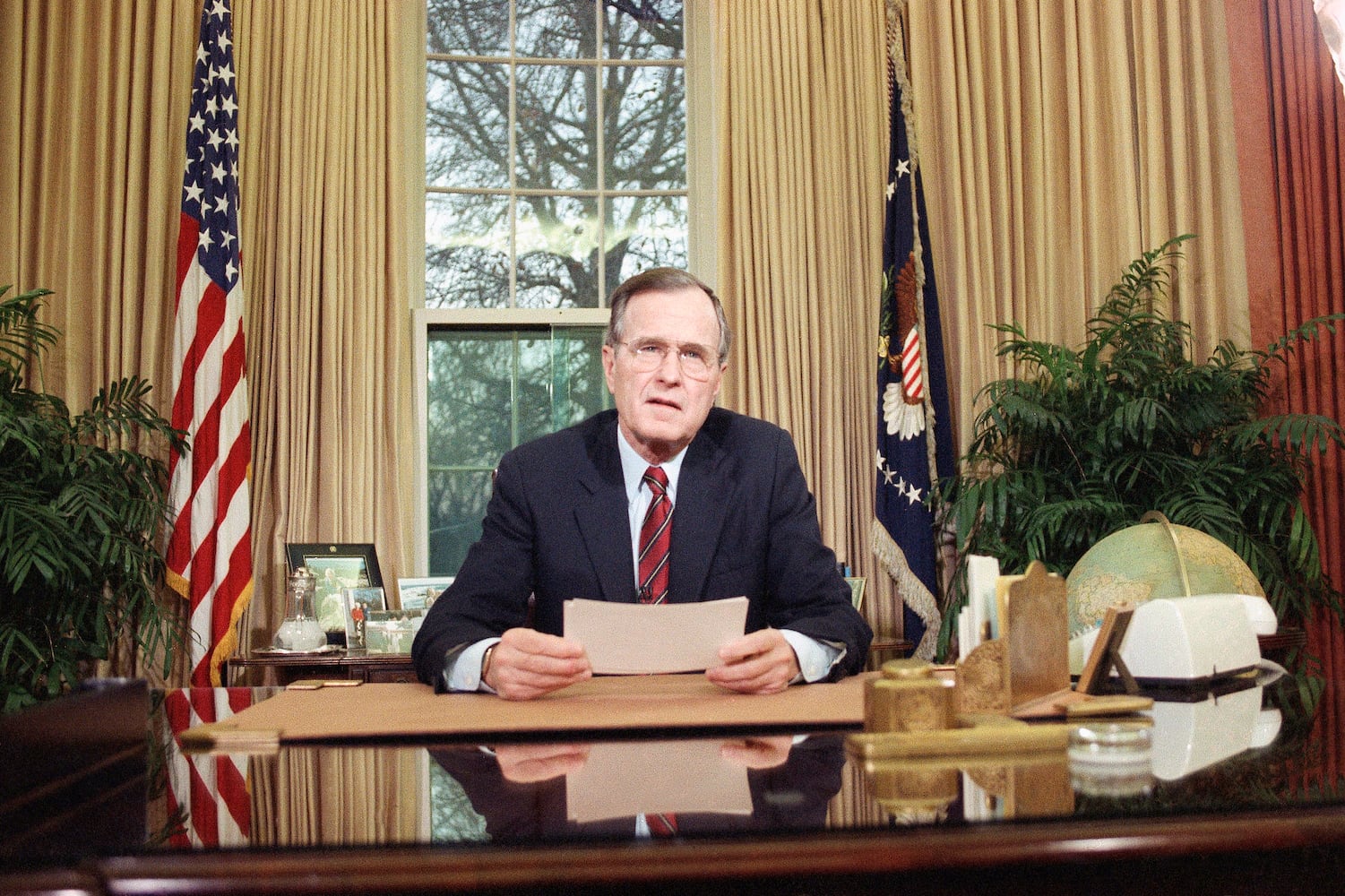 Photos: George H. W. Bush through the years