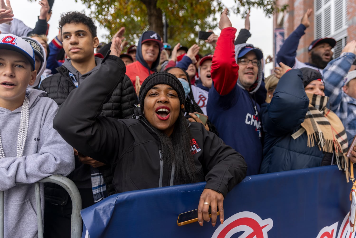 Braves Parade Departure