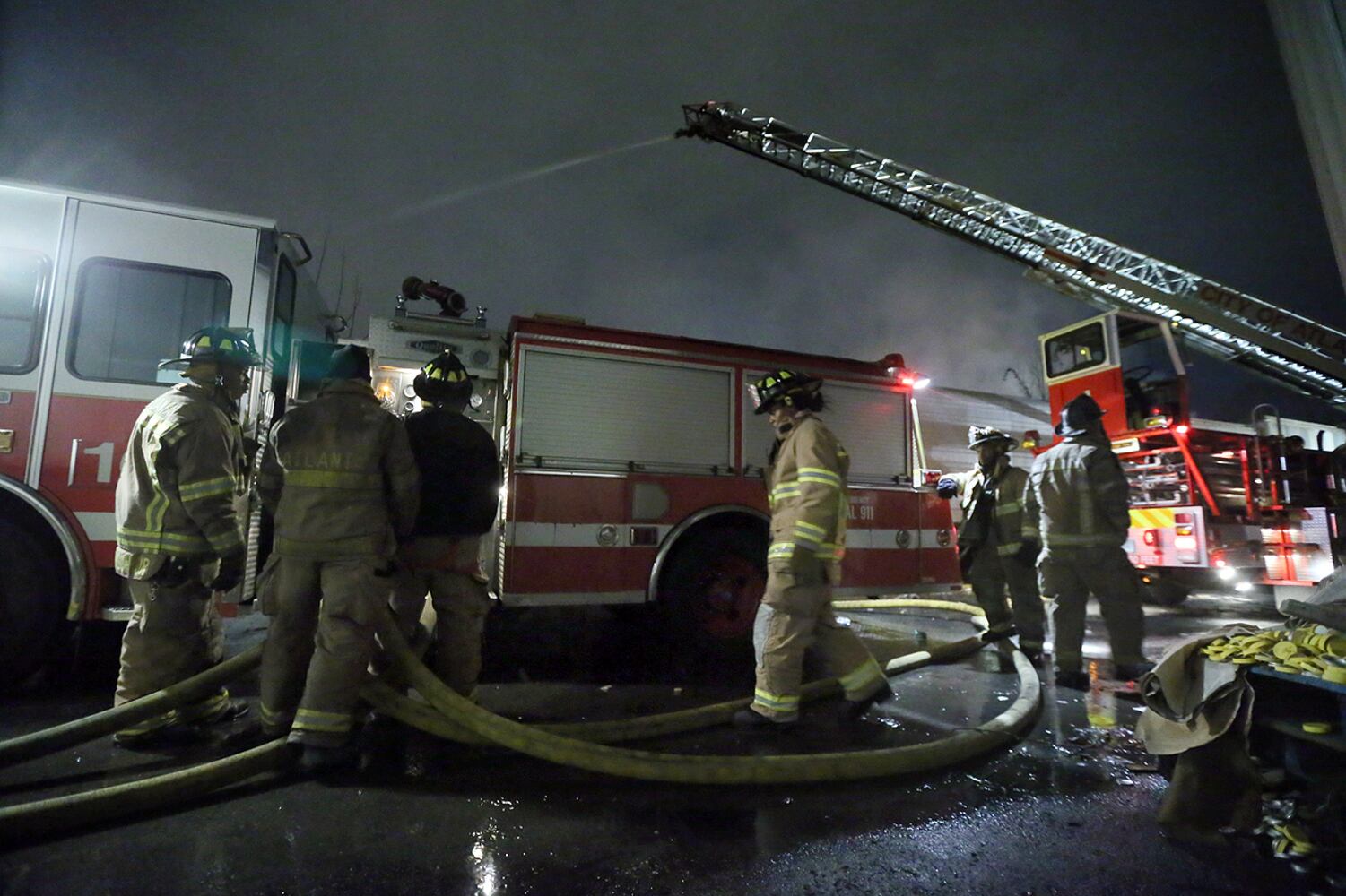 Atlanta firefighters battle warehouse fire