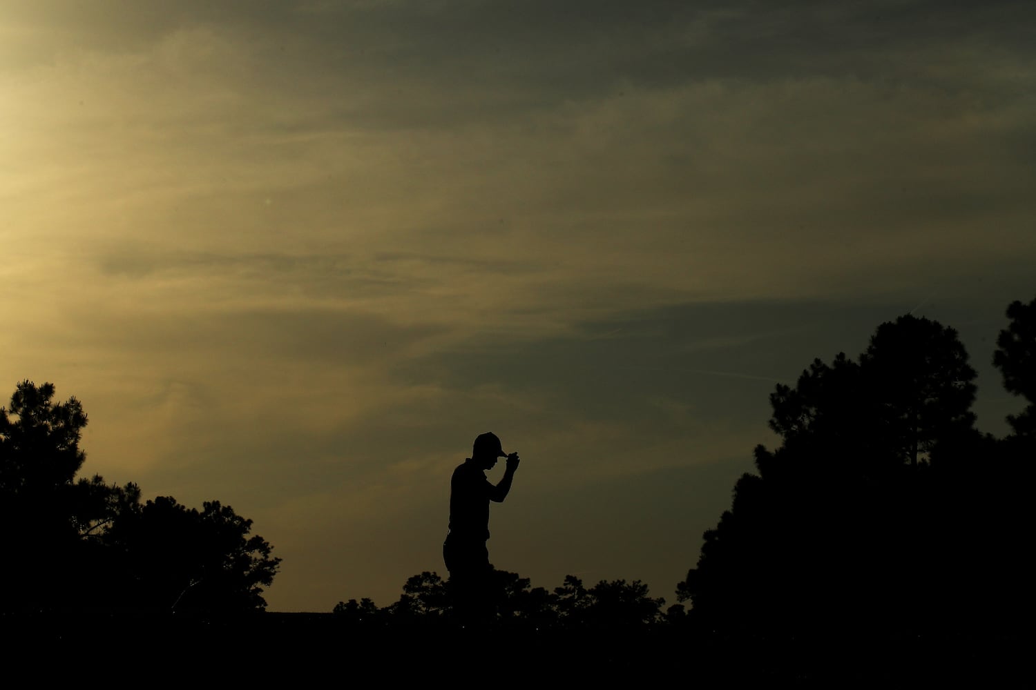 Photos: Tiger Woods’ second round at the Masters