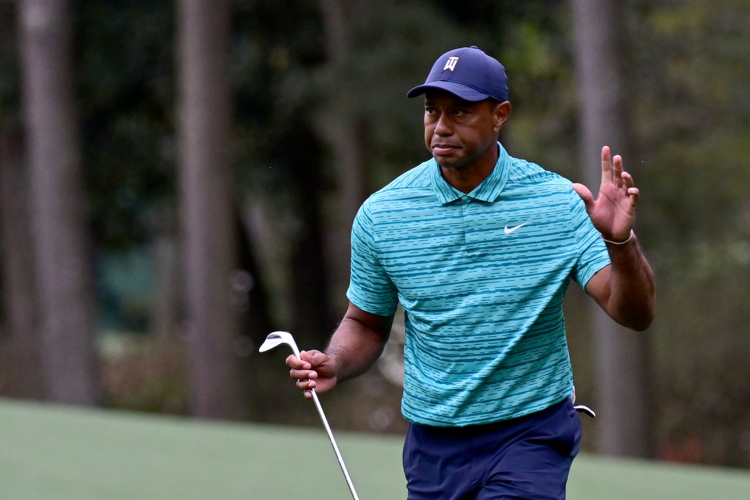 Tiger Woods' second round at the Masters