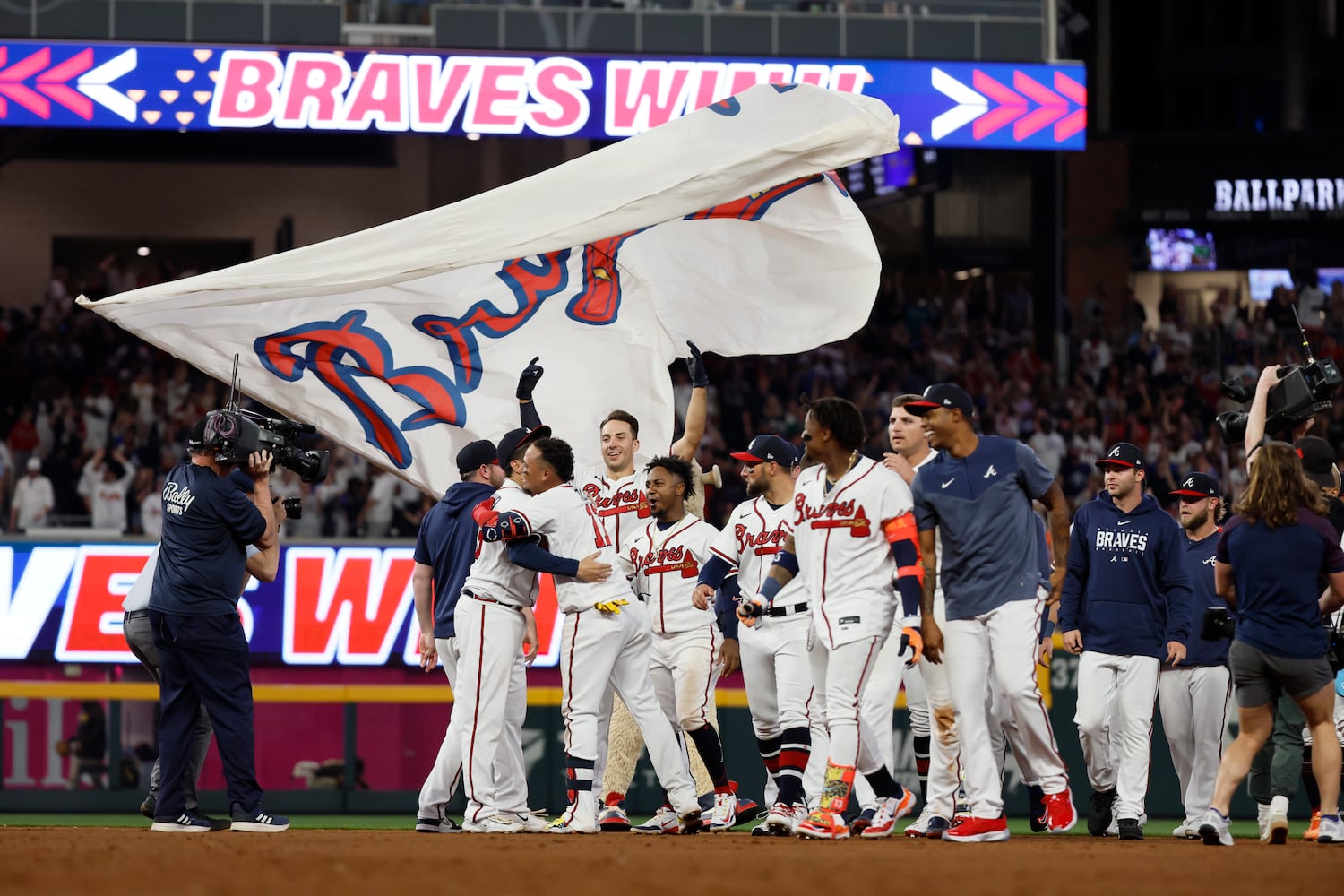 Atlanta Braves vs San Diego Padres