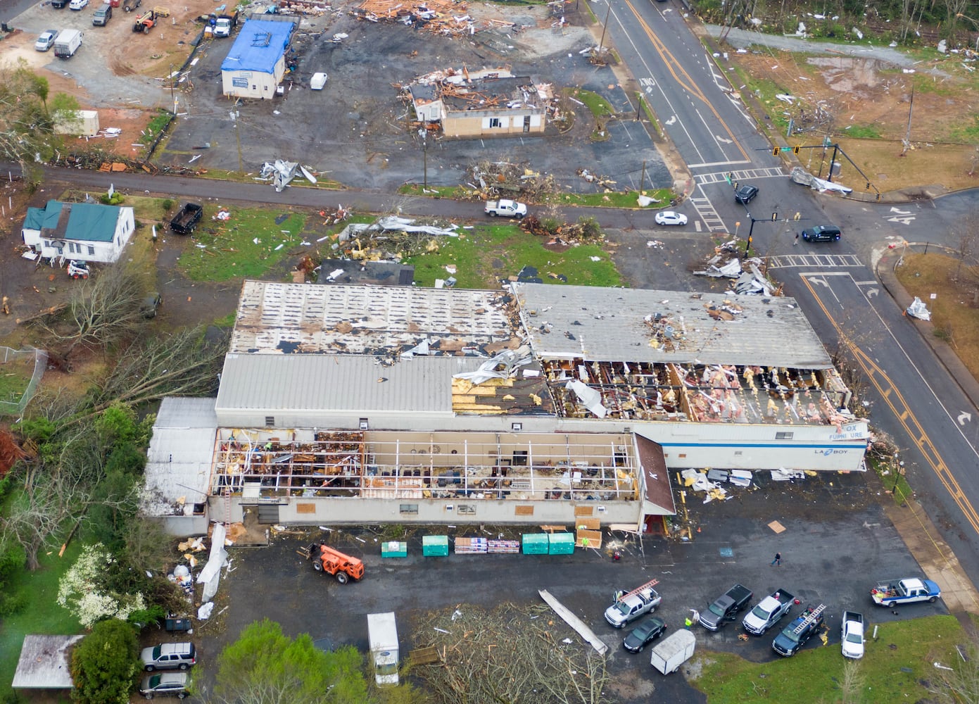 Kemp visits tornado-ravaged Coweta County